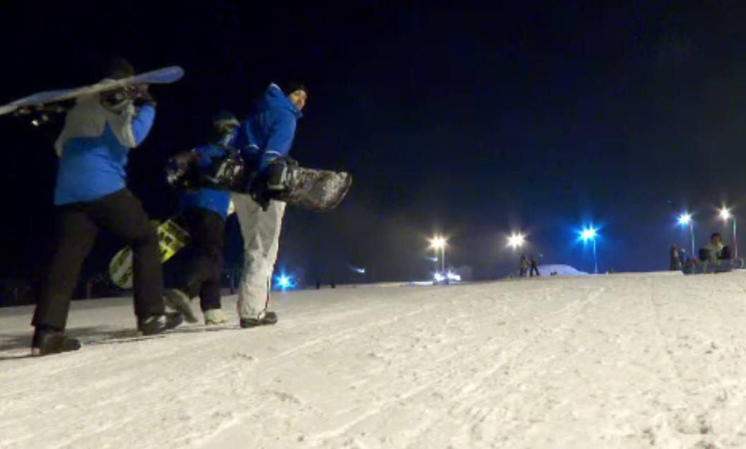 Pârtia Cocoș din Bistrița s-a redeschis, după un an în care a funcționat doar câteva zile