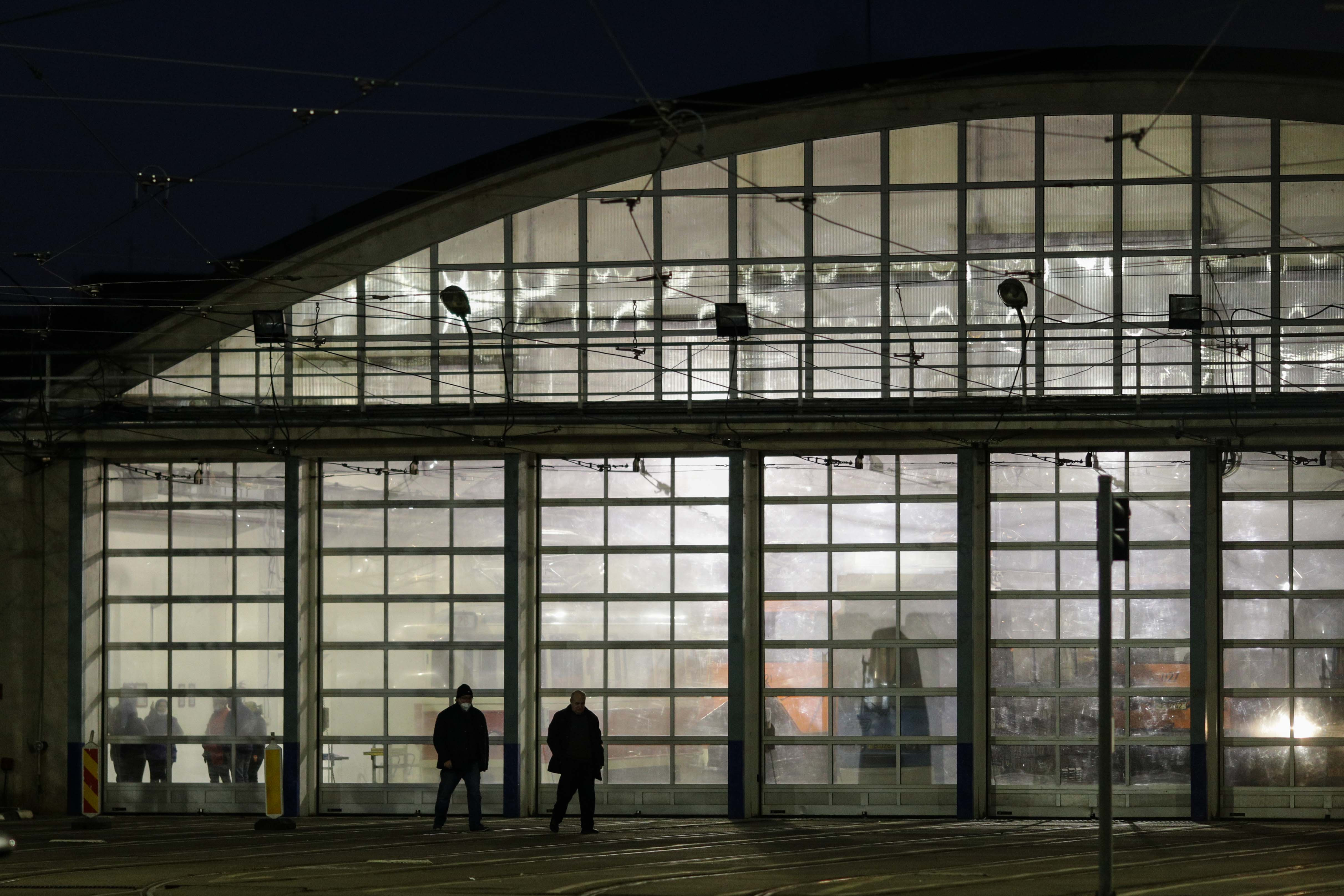 Tribunalul a suspendat greva STB și a dispus reluarea imediată a activității