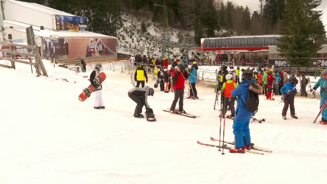 Românii petrec minivacanța de 24 ianuarie la munte. Ce surprize le-au pregătit hotelurile