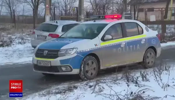 Un adolescent din Brașov a căzut într-un lac după ce gheața de la suprafață a cedat. Se încearcă resuscitarea sa