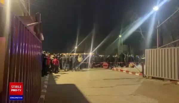 Angajații STB protestează la depoul Titan