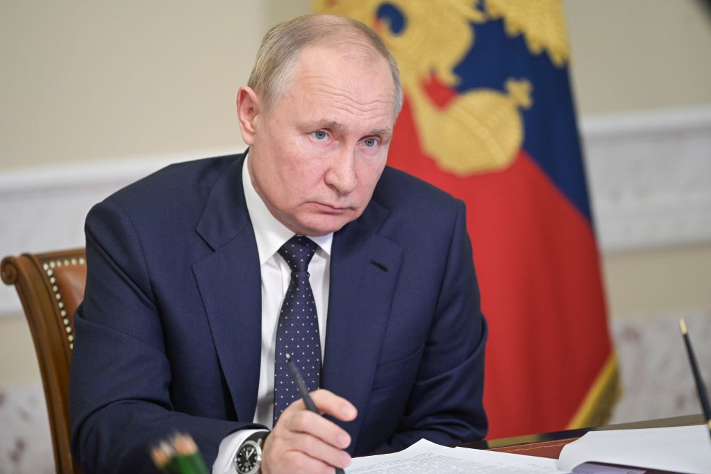 Putin: Sunt deschis dialogului, dar interesele şi securitatea Rusiei sunt non-negociabile