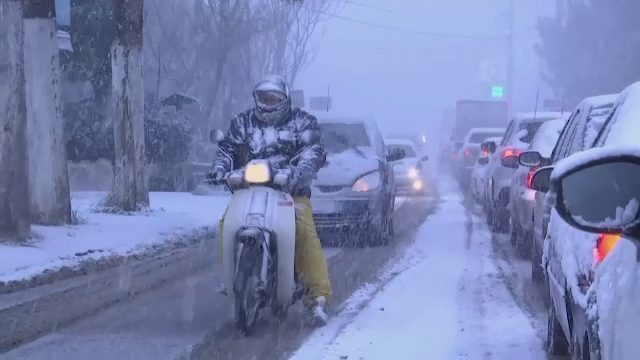 Istanbulul a fost acoperit de zăpadă. Ninsori abundente și în Grecia