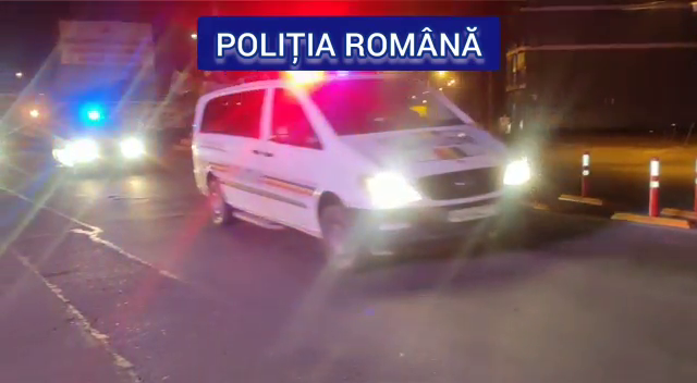 Percheziţii la persoane suspectate că au obţinut împrumuturi cu documente false. Prejudiciul este de aproape 500.000 de lei