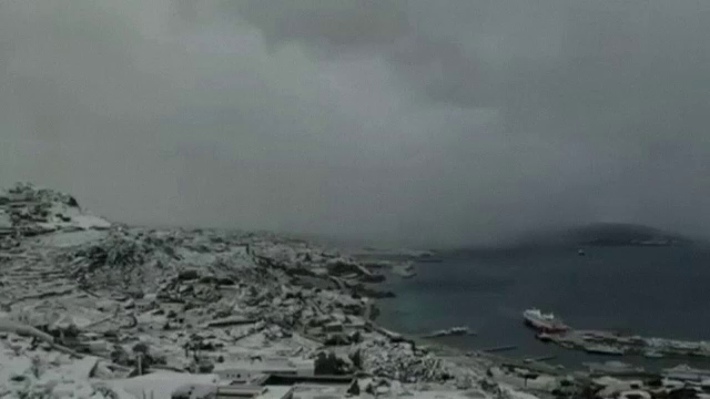 Grecia și Turcia, lovite de furtuna „Epida”. Mii de oameni au rămas blocați în mașini, iar traficul aerian a fost perturbat