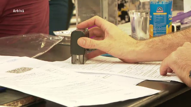 Percheziții în Giurgiu și Buzău. S-ar fi eliberat certificate de vaccinare anti-Covid false