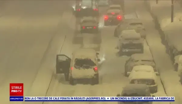 Grecia și Turcia au fost lovite de furtuna ''Epida''. Grec: ”Niciodată nu am crezut să trăiesc o ninsoare ca asta”