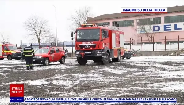 Exercițiu româno-ucrainean în Delta Dunării. Pompierii din cele două țari au participat la o simulare a unui accident naval