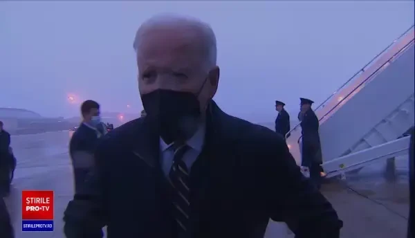 Experții, alertați de numărul uriaș de soldați ruși masaţi la frontiera cu Ucraina. „E suficient pentru a invada toată țara”