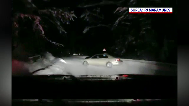 Urmărire ca în filme. Un șofer, prins în timp ce făcea drifturi pe zăpadă în Baia Mare