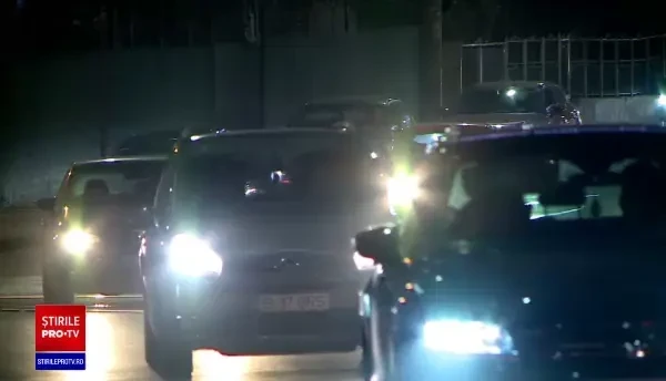 Șoferul unei companii de ridesharing din Iași a fost bătut de trei clienți după ce le-a cerut să poarte mască