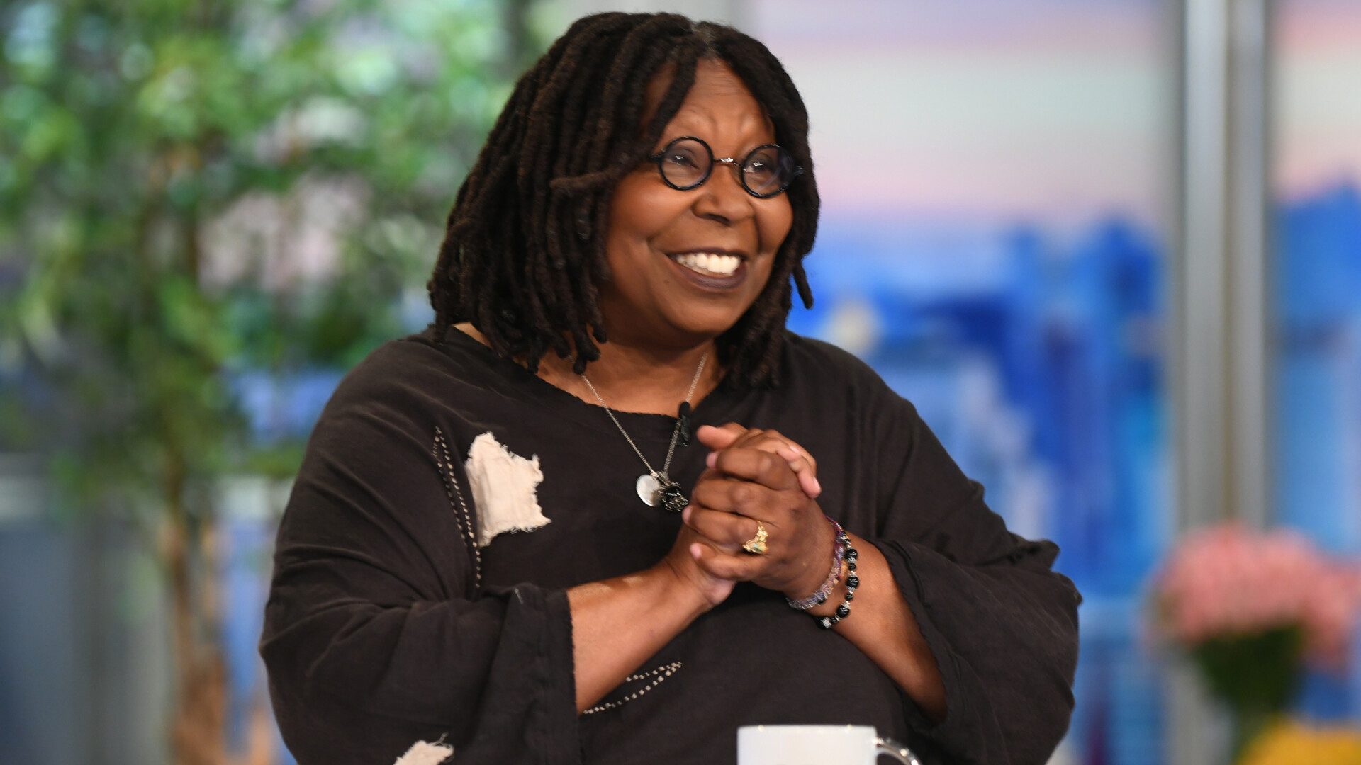 Actrița Whoopi Goldberg, în centrul unui mare scandal, după ce a declarat că „Holocaustul nu este despre rasă”