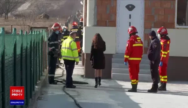 Explozie urmată de incendiu la un centru afterschool din Pitești. În clădire nu se aflau copii