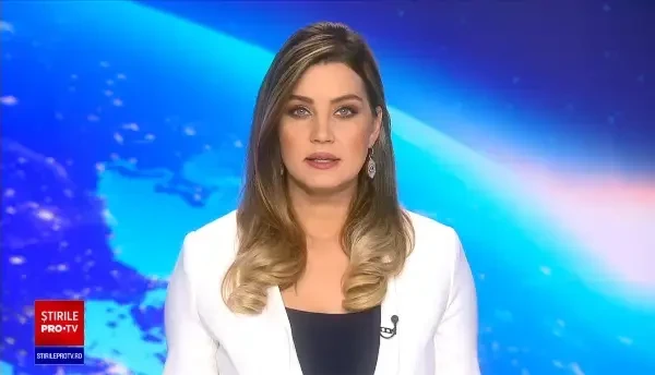 Momente de panică pentru 2 pakistanezi veniți la studii în România. O mașină a dărâmat zidul casei în care locuiau