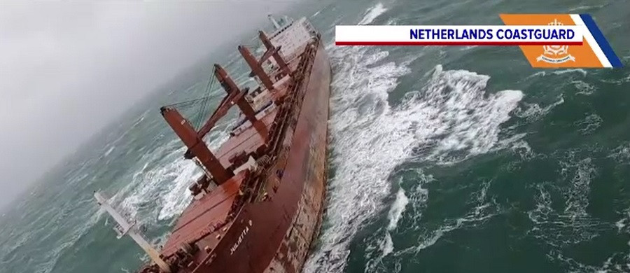 Două nave s-au ciocnit în Marea Nordului. Echipajul de pe unul dintre vapoare a fost evacuat