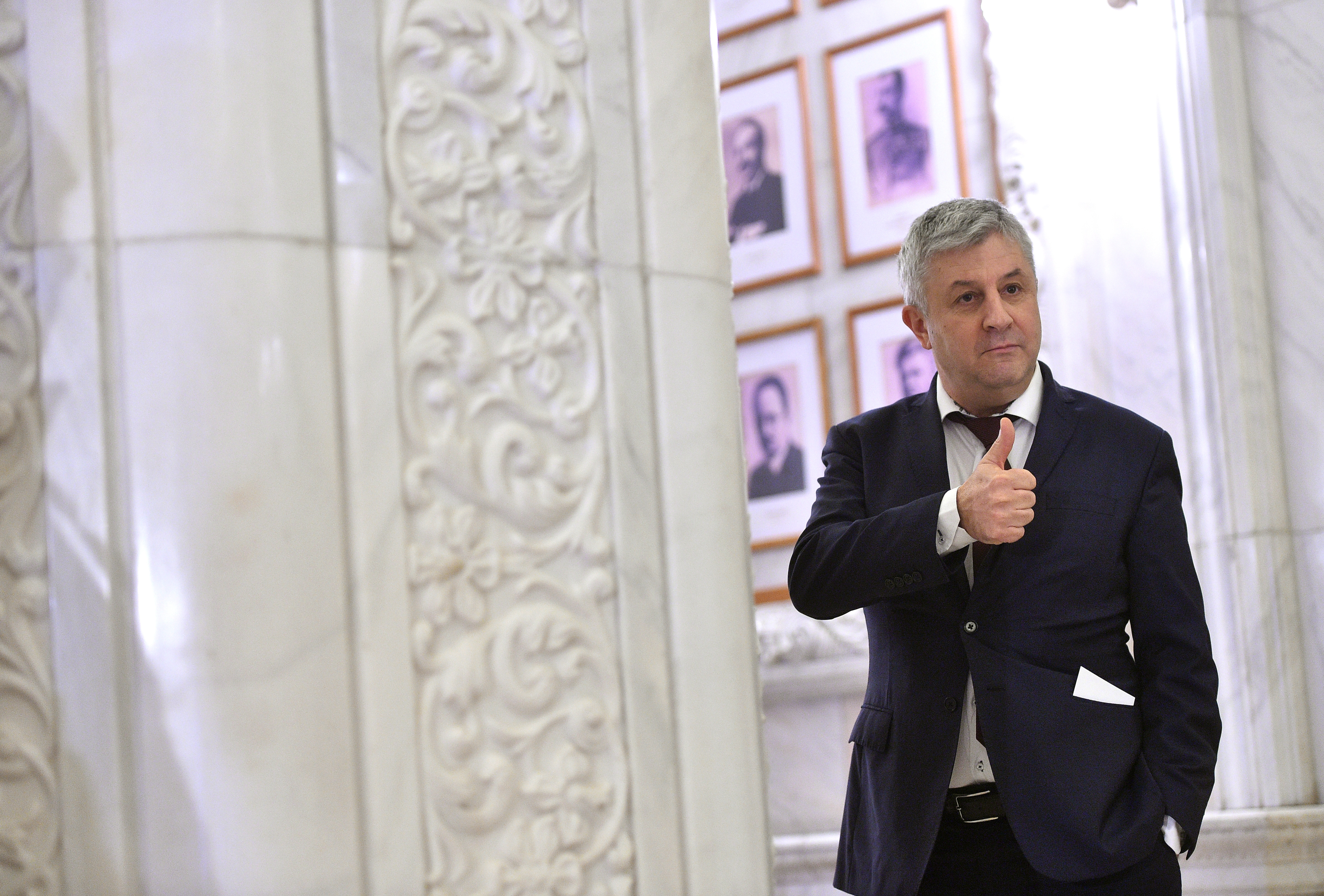Florin Iordache, ”uitat” la şefia Consiliului Legislativ. Părintele OUG 13 are un salariu lunar de 22.000 lei, pe viață
