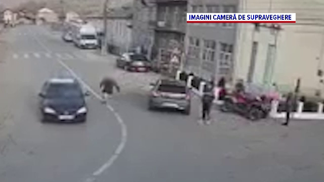 Scandal în trafic, surprins de camerele de supraveghere. Ce s-a întâmplat după un schimb dur de replici