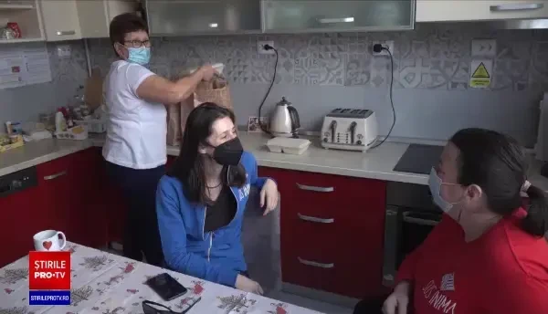 Proiect de lege adoptat: Asiguratul care îngrijeşte un pacient bolnav de cancer beneficiază de concediu şi de indemnizaţie