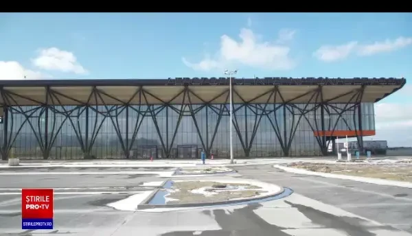 Aeroportul Internațional Brașov ar putea fi inaugurat pe 1 noiembrie. Va fi singurul din țară cu turn de control virtual