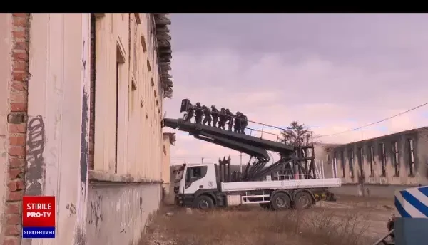 Simulare de luare de ostatici lângă Ploiești. Au fost implicați aproape 100 de oameni