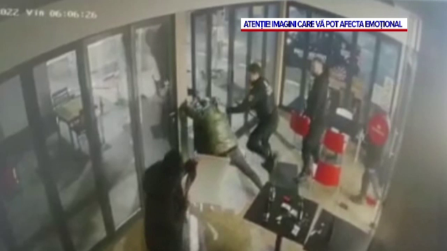 Doi bărbați au fost snopiți în bătaie de agenții de pază ai unei benzinării din Craiova, după ce au vrut să facă o glumă