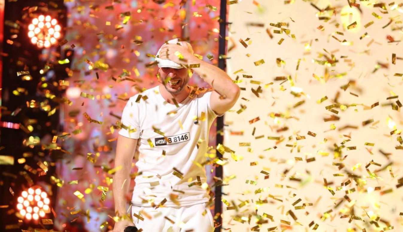 „Românii au talent”. Alex Dowis, moment ireal. Smiley și Pavel i-au dat Golden Buzz