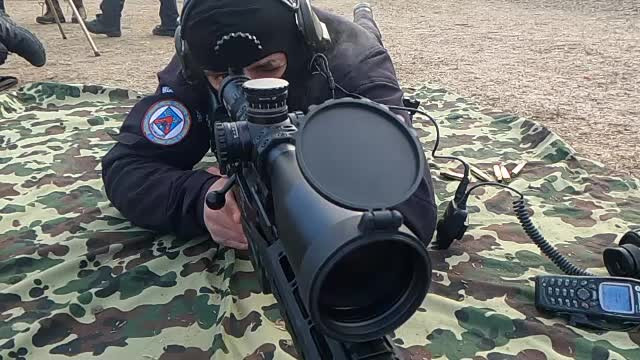 Reportaj Știrile Pro TV. Un veteran al forţelor speciale îi antrenează pe lunetiștii jandarmi