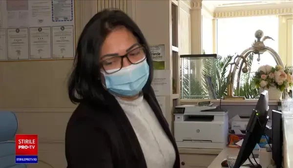 Pe litoral sunt căutați sute de angajați. Pentru cei cu experiență, salariile ajung și la 700-800 de euro pe lună