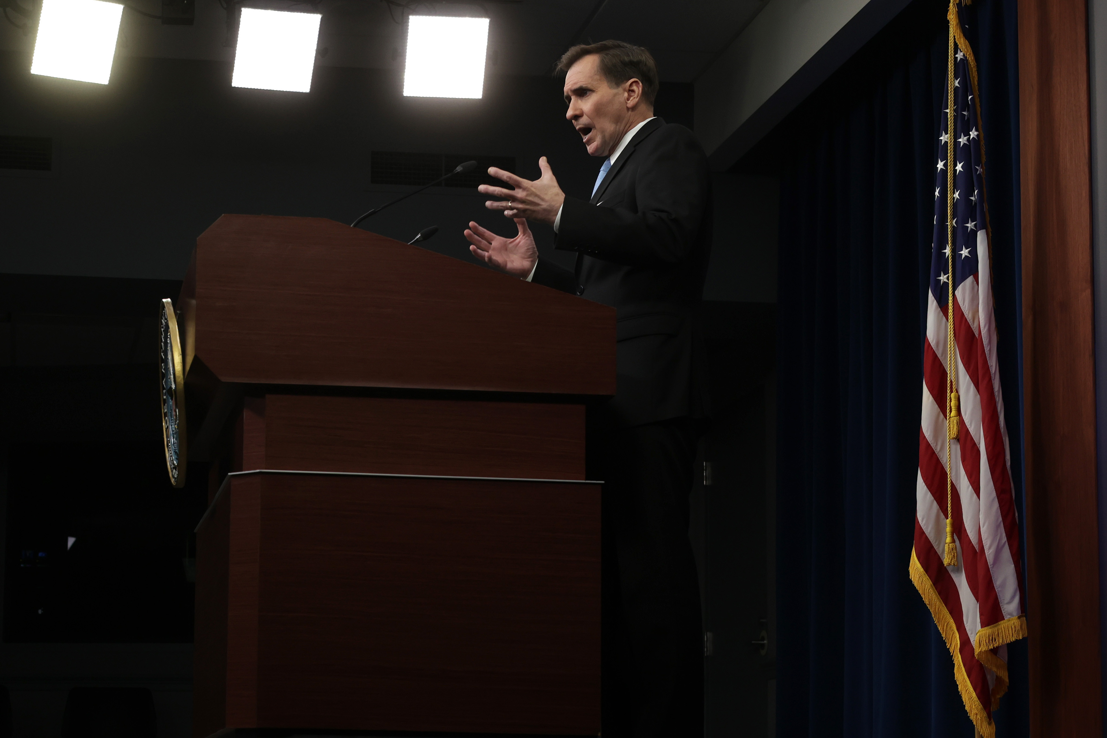 SUA: Pentagonul susţine că Rusia continuă să trimită trupe la graniţa cu Ucraina