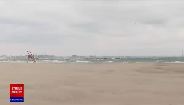Vânt puternic în estul țării. La Constanța, toate porturile au fost închise
