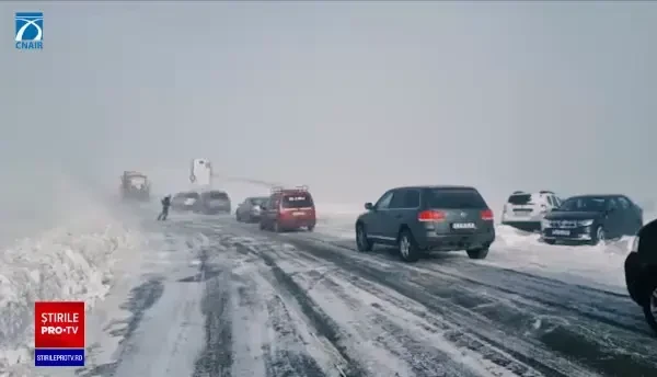 Cod roșu de vreme rea în toată țara. Cum au făcut față salvamontiștii solicitărilor