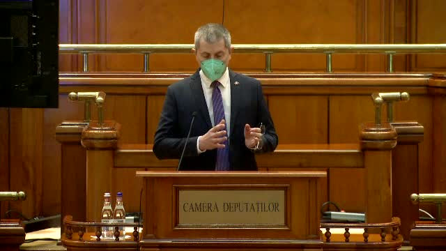 USR nu vrea interzicerea LIVE-urilor pe Facebook din Parlament: ”Cetăţenii trebuie să aibă acces”