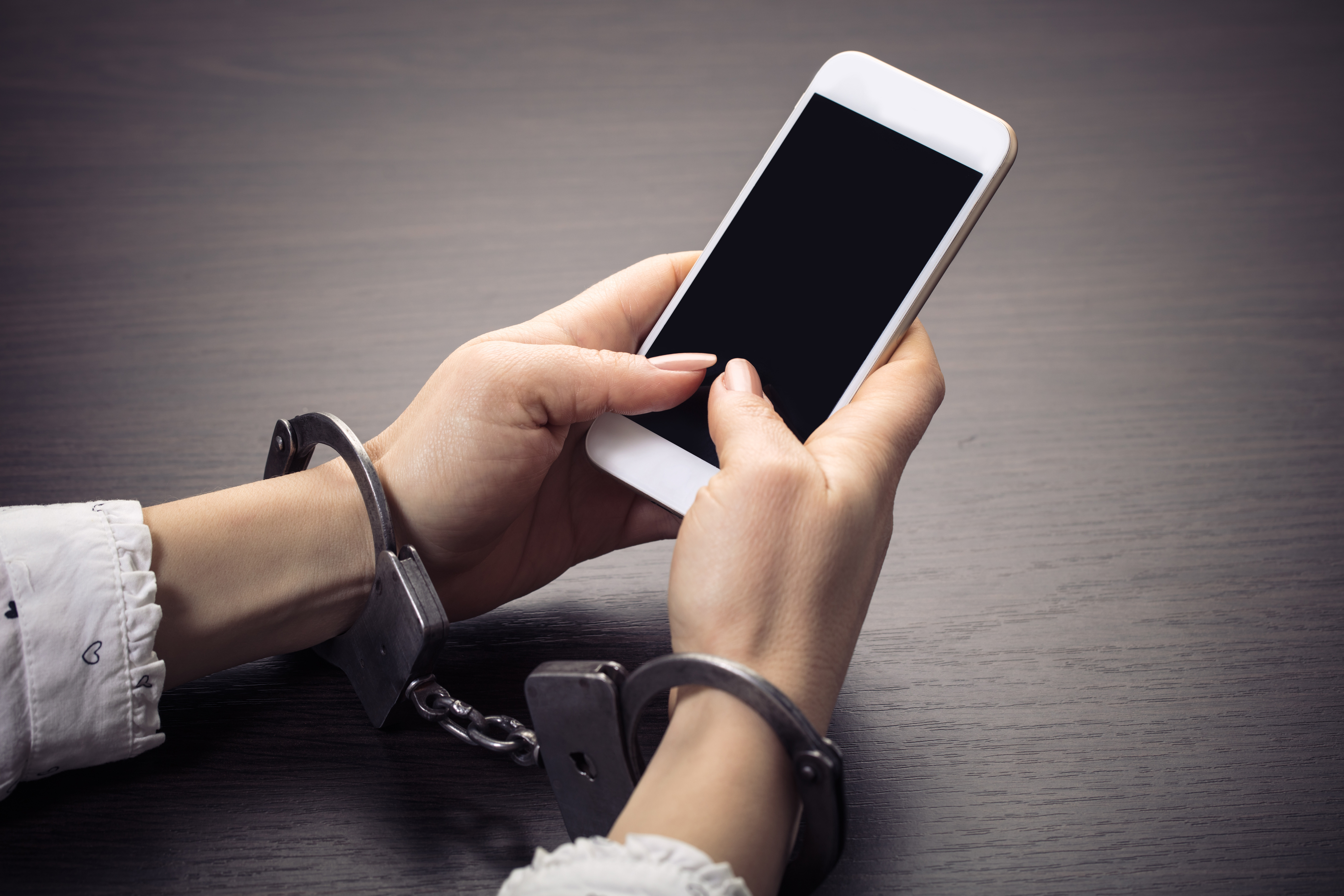 Deținuții ar putea face cumpărături online