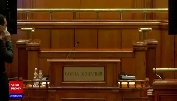 UDMR contra AUR în Parlament: ”Tovarășul aurar”, disperat populist”, ”să vă fie rușine!”