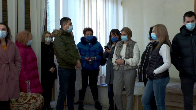 Angajații prefecturilor, în grevă de avertisment. "Salariile noastre au rămas pe loc"