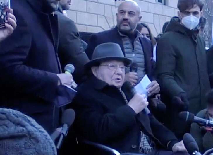 Savantul Luc Montagnier a murit. Virologul a primit premiul Nobel pentru medicină și critica vaccinurile antiCovid