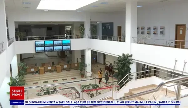 Universitățile încep pregătirile pentru al doilea semestru. Profesorii vor ca studenții să participe fizic la cursuri