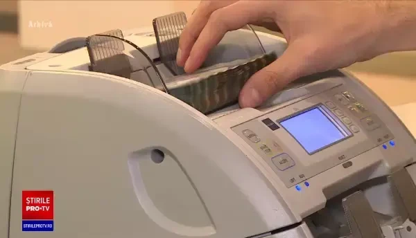 Cum cresc dobânzile la credite, după ce Banca Națională a majorat agresiv dobânzile. Cât se majorează ratele