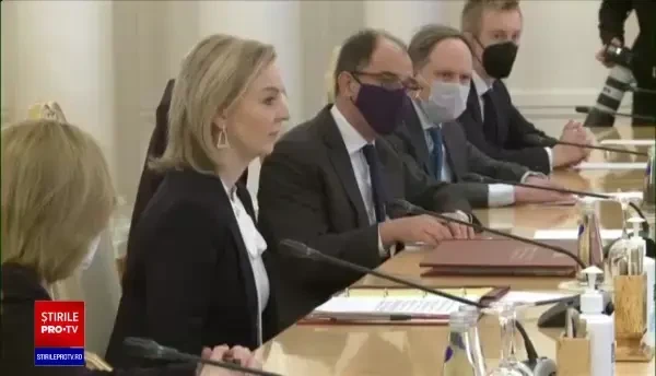 Boris Johnson avertizează: „Dacă Polonia este amenințată, cu toții suntem”