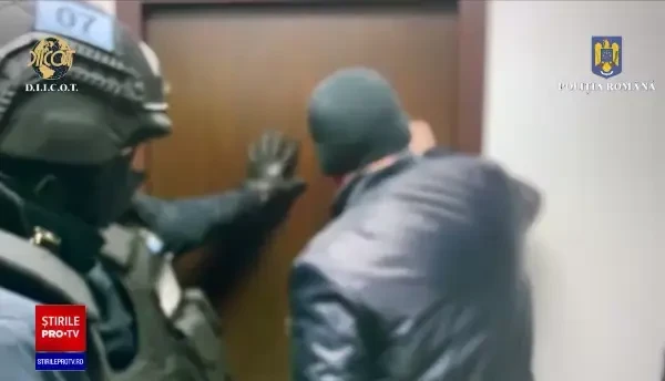 Traficanți de droguri din zonele rurale, ridicați de polițiști. Strategia de racolare a clienților ca să evite problemele