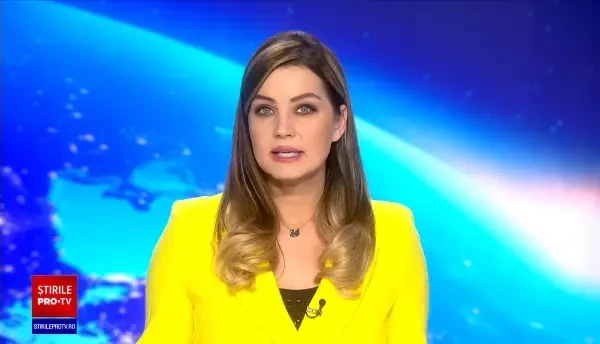 Caz șocant în Sinaia. O familie cu patru copii s-a întâlnit cu doi urși în fața hotelului în care era cazată