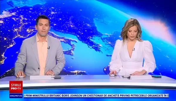 Turist de 72 de ani, salvat cu elicopterul din Munții Retezat. Își rupsese un picior