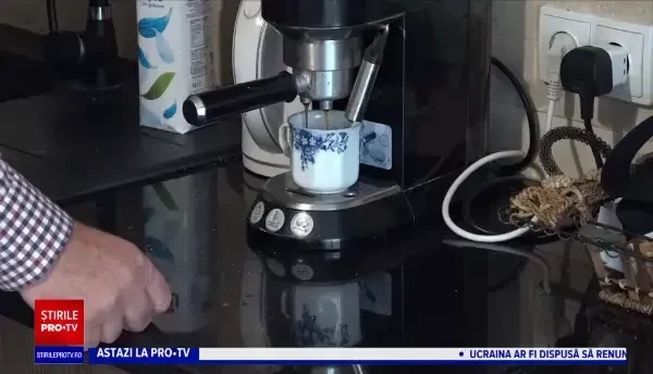 Aproape 6.500 de profesori din România au peste 65 de ani și se adaptează vremurilor. ”De asta suntem, să învățăm tot timpul”