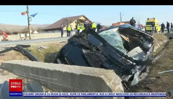 Grav accident cu o mașină cu volan pe dreapta, în Gorj. Acolo au loc frecvent evenimente rutiere