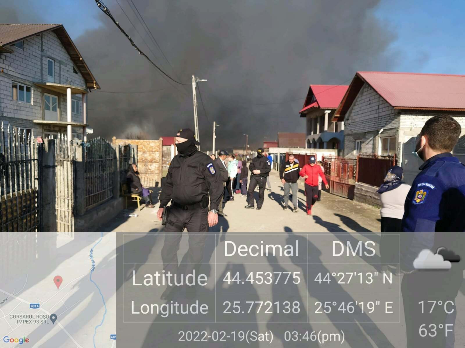 FOTO Incendiu de vegetație scăpat de sub control în Bolintin Vale. A ajuns la locuințele de la marginea orașului