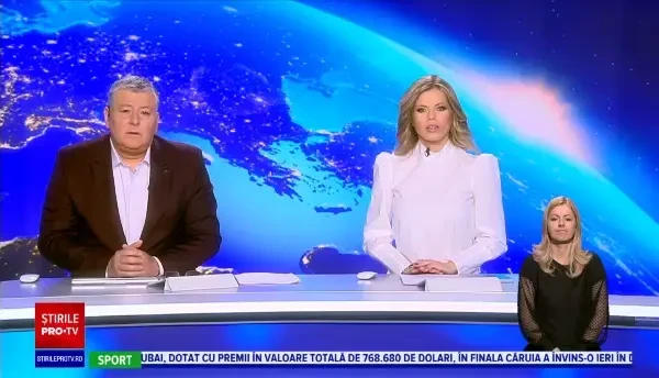 Momentul în care un elicopter se prăbușește chiar lângă plaja din Miami. VIDEO