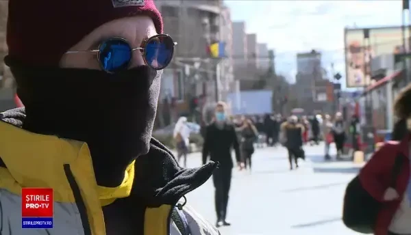 Angajații platformelor online ar putea beneficia de salariu minim și zile de concediu. Propunerile Comisiei Europene