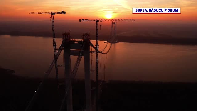 Navigația pe Dunăre, în zona Galați-Brăila, se va desfășura cu program din cauza lucrărilor la pod