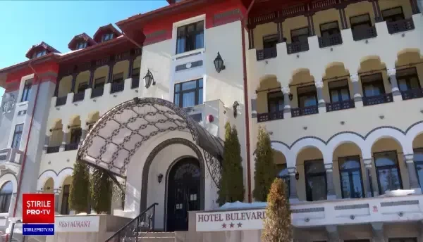 Vacanțele și excursiile se vor scumpi. Ce i-a determinat pe hotelieri să majoreze prețurile