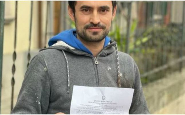 Un român din Italia a găsit un telefon și l-a înapoiat proprietarului. Acum este anchetat pentru furt